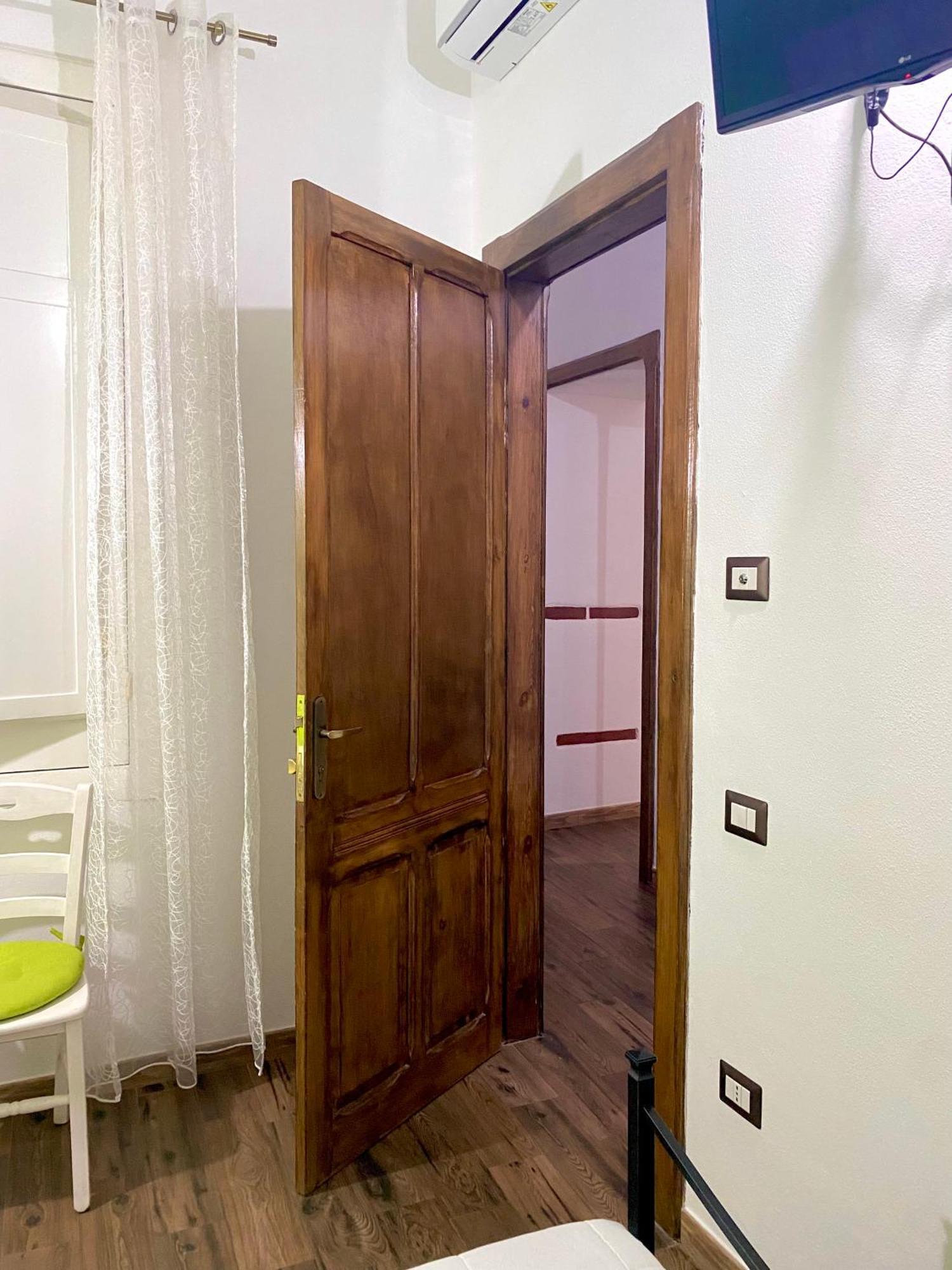 מלון קליארי Dani'S House חדר תמונה
